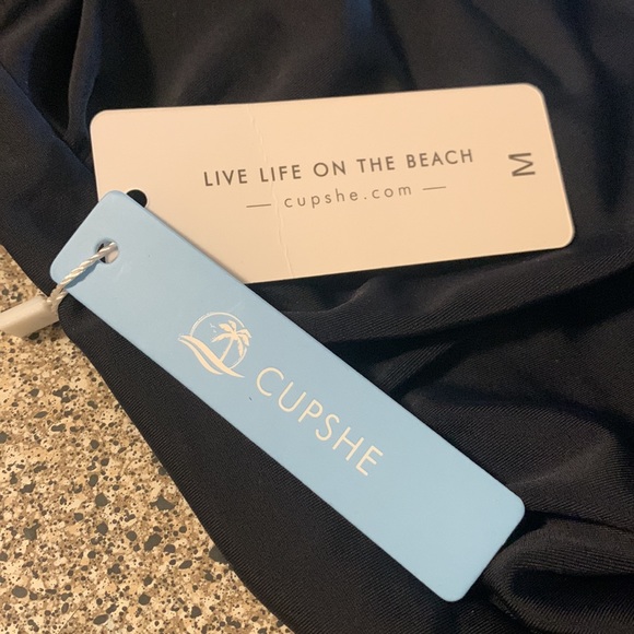 NWT CUPSHE Live on the beach CROSS STRAPPY DEEP V NECK padded BATHING SWIMSUIT♥️ - Picture 4 of 10